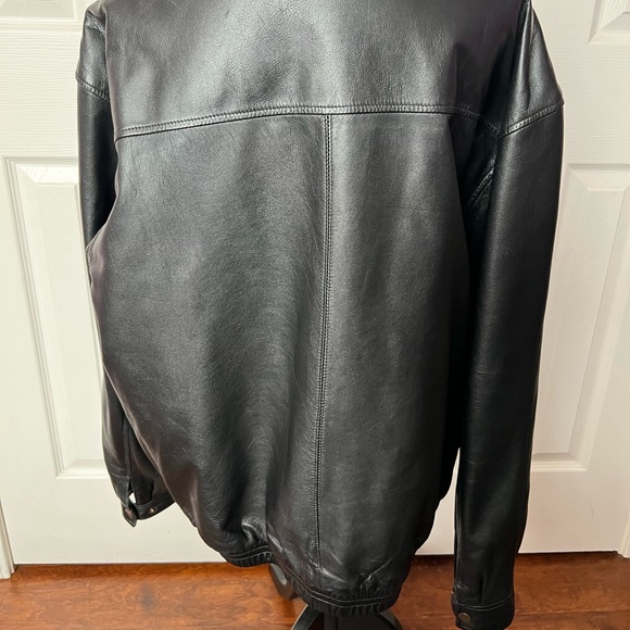 Leather jacket - Picture 5 of 5